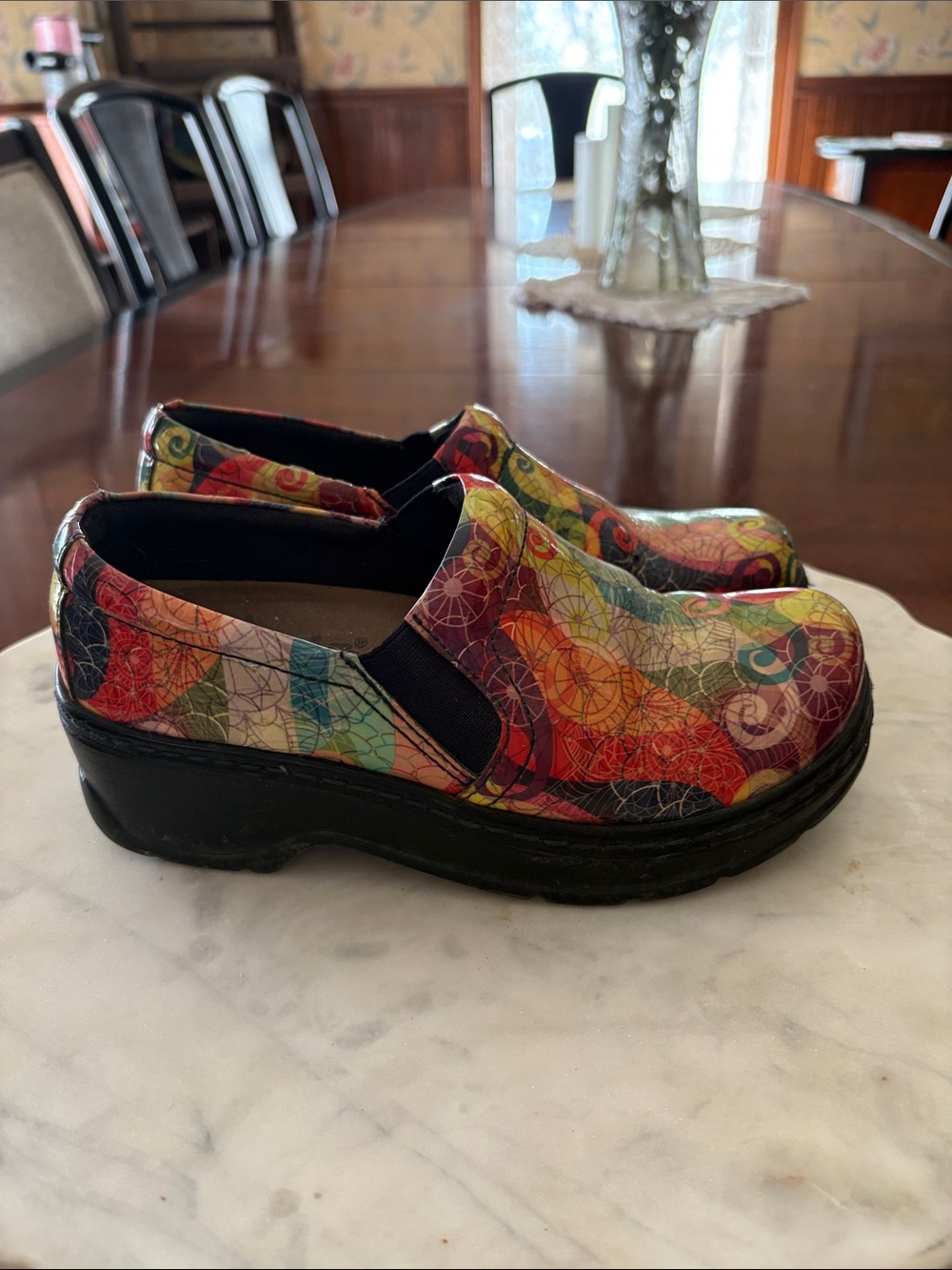 Klogs Women's Multicolor Patterned Slip-On Clogs